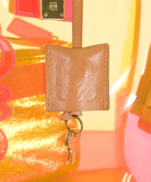 LOEWE กระเป๋าถือ