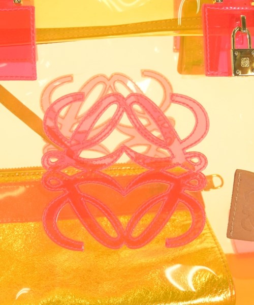 LOEWE กระเป๋าถือ