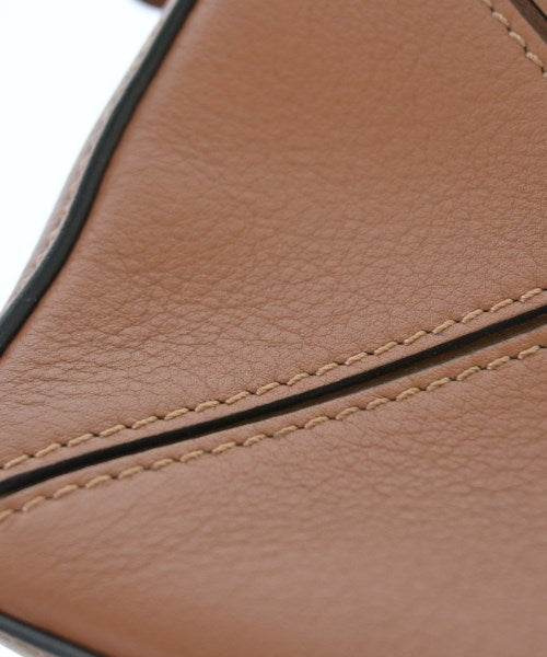 LOEWE กระเป๋าสะพาย