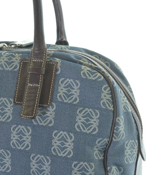 LOEWE กระเป๋าถือ