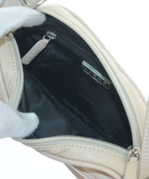 LOEWE กระเป๋าถือ