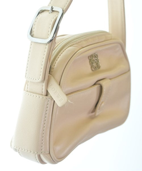 LOEWE กระเป๋าถือ