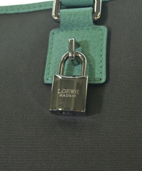 LOEWE กระเป๋าถือขนาดใหญ่