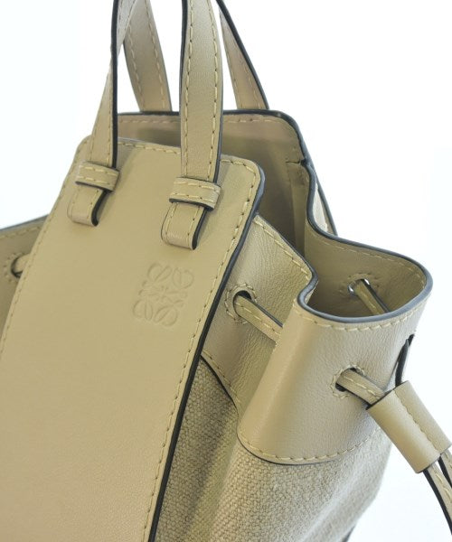 LOEWE กระเป๋าถือ
