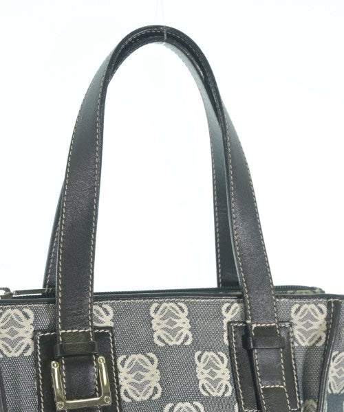 LOEWE กระเป๋าถือ