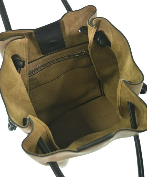 LOEWE กระเป๋าถือขนาดใหญ่
