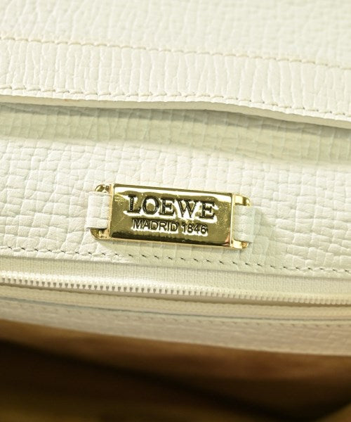 LOEWE กระเป๋าถือ