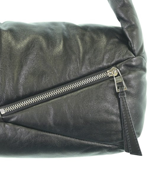 LOEWE กระเป๋าถือ