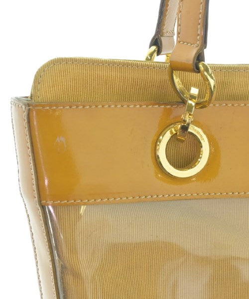 Salvatore Ferragamo กระเป๋าถือขนาดใหญ่