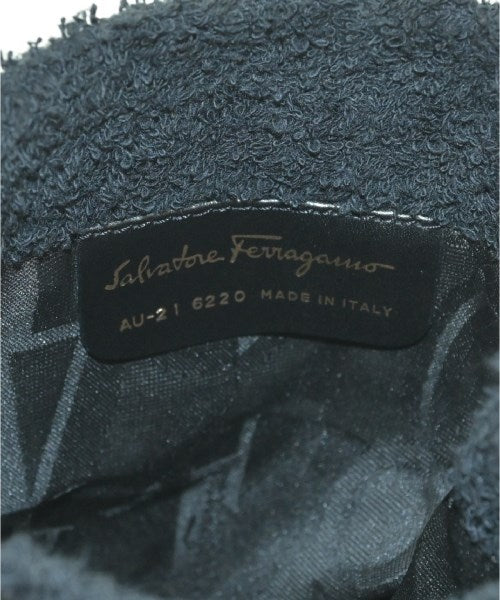 Salvatore Ferragamo กระเป๋าสะพาย