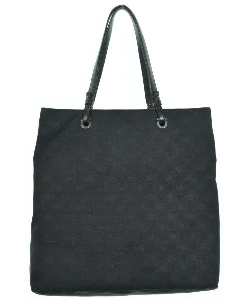 Salvatore Ferragamo กระเป๋าถือขนาดใหญ่