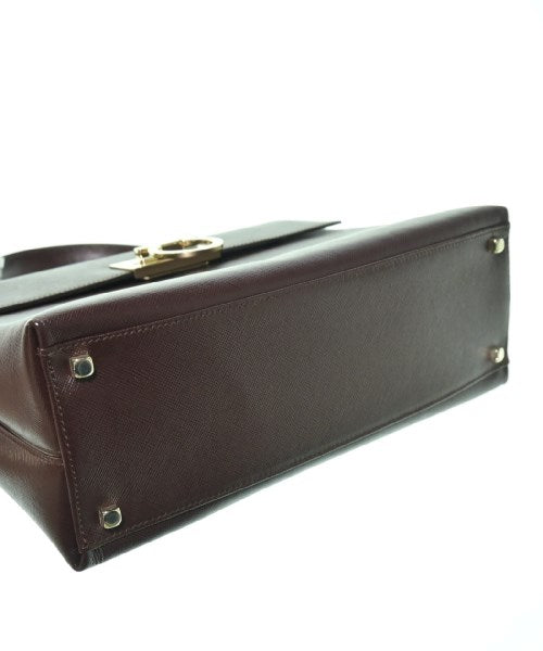 Salvatore Ferragamo กระเป๋าถือขนาดใหญ่