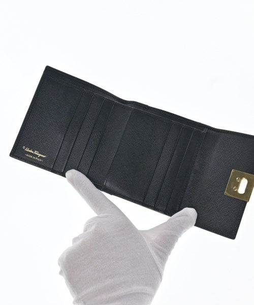 Salvatore Ferragamo กระเป๋าสตางค์/กระเป๋าใส่เหรียญ