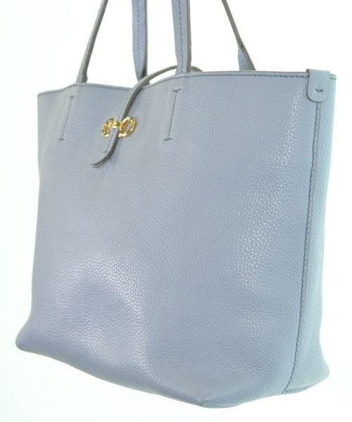 Salvatore Ferragamo กระเป๋าถือขนาดใหญ่