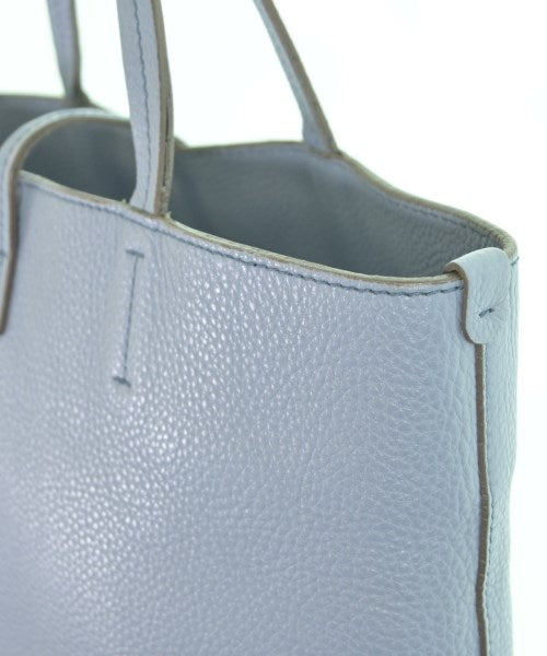 Salvatore Ferragamo กระเป๋าถือขนาดใหญ่