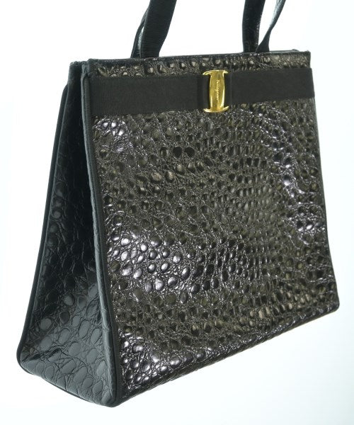 Salvatore Ferragamo กระเป๋าถือขนาดใหญ่