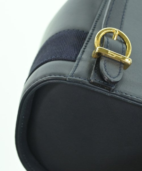 Salvatore Ferragamo เป้สะพายหลัง