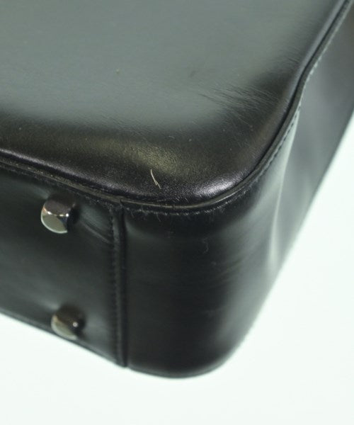 Salvatore Ferragamo กระเป๋าถือขนาดใหญ่