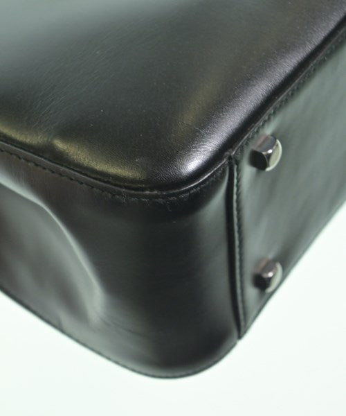 Salvatore Ferragamo กระเป๋าถือขนาดใหญ่