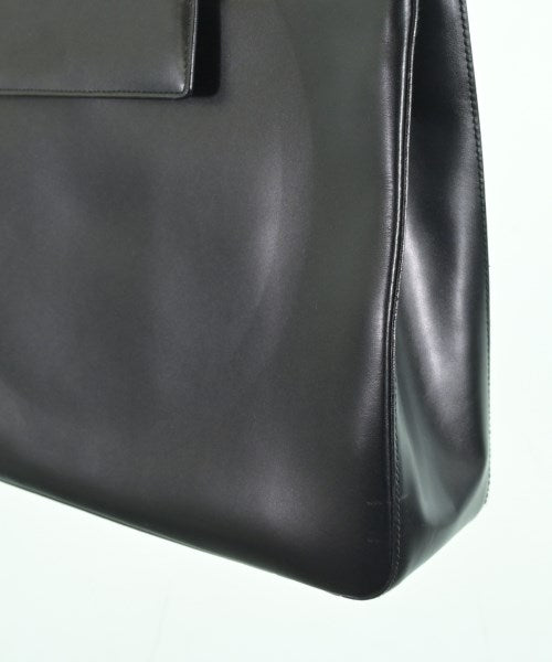 Salvatore Ferragamo กระเป๋าถือขนาดใหญ่