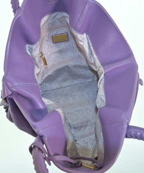 Salvatore Ferragamo กระเป๋าถือขนาดใหญ่