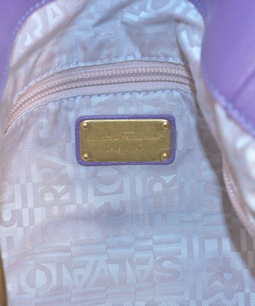 Salvatore Ferragamo กระเป๋าถือขนาดใหญ่