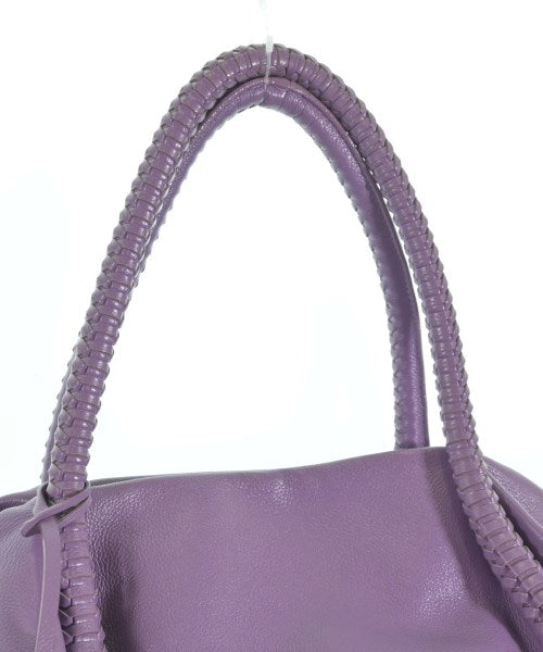 Salvatore Ferragamo กระเป๋าถือขนาดใหญ่