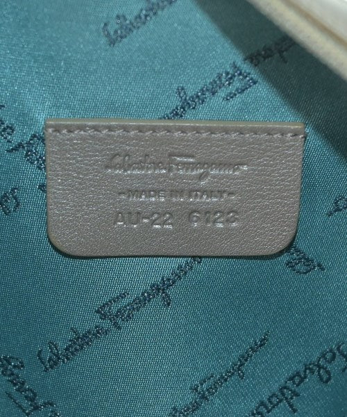 Salvatore Ferragamo กระเป๋าสะพาย
