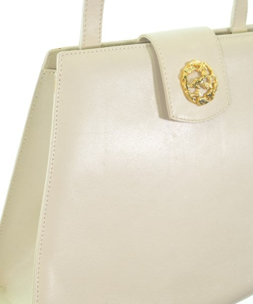 Salvatore Ferragamo กระเป๋าสะพาย