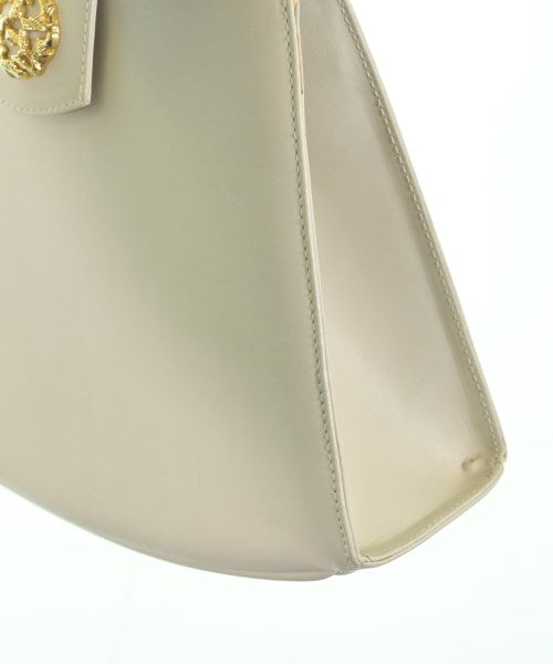 Salvatore Ferragamo กระเป๋าสะพาย