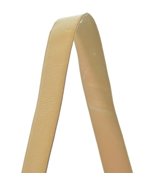 Salvatore Ferragamo กระเป๋าสะพาย