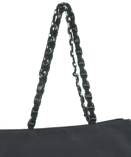 Salvatore Ferragamo กระเป๋าถือขนาดใหญ่