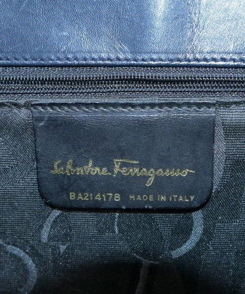 Salvatore Ferragamo กระเป๋าถือ