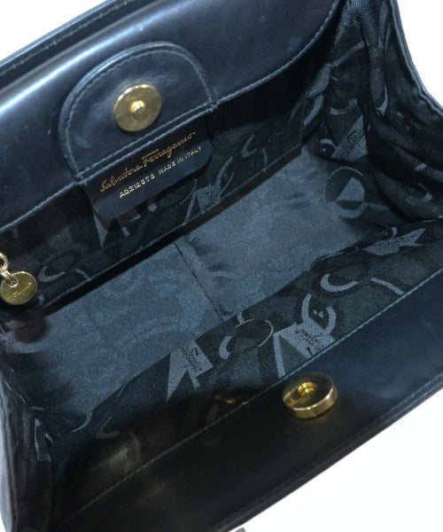 Salvatore Ferragamo กระเป๋าถือ