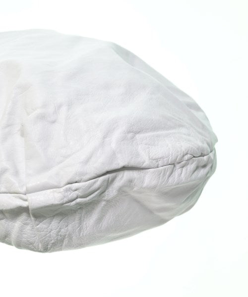 Salvatore Ferragamo กระเป๋าถือขนาดใหญ่