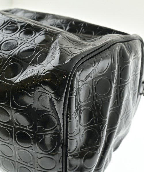 Salvatore Ferragamo กระเป๋าใส่อุปกรณ์ขนาดใหญ่