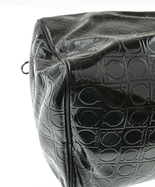 Salvatore Ferragamo กระเป๋าใส่อุปกรณ์ขนาดใหญ่
