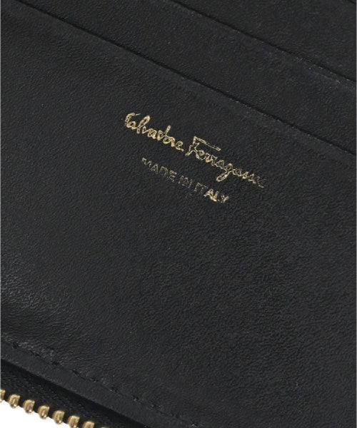 Salvatore Ferragamo กระเป๋าสตางค์/กระเป๋าใส่เหรียญ