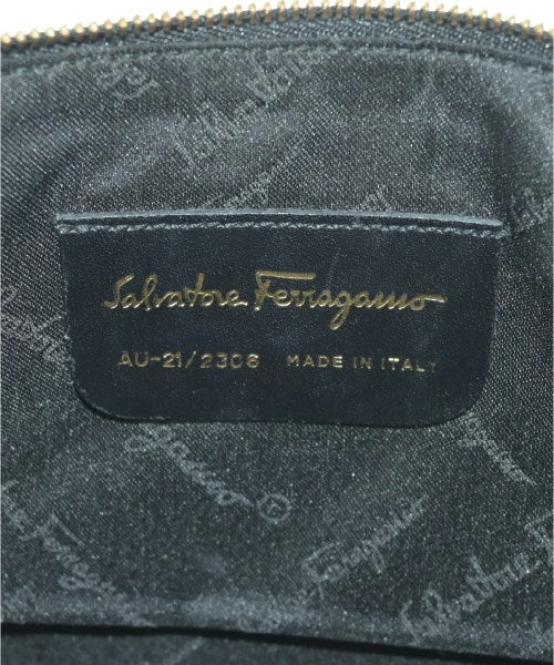 Salvatore Ferragamo กระเป๋าสะพาย