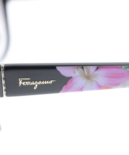 Salvatore Ferragamo แว่นกันแดด