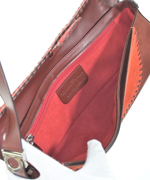 Salvatore Ferragamo กระเป๋าถือ