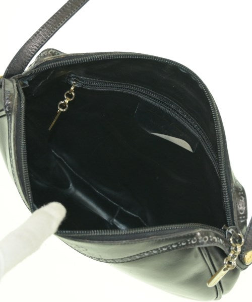 Salvatore Ferragamo กระเป๋าสะพาย