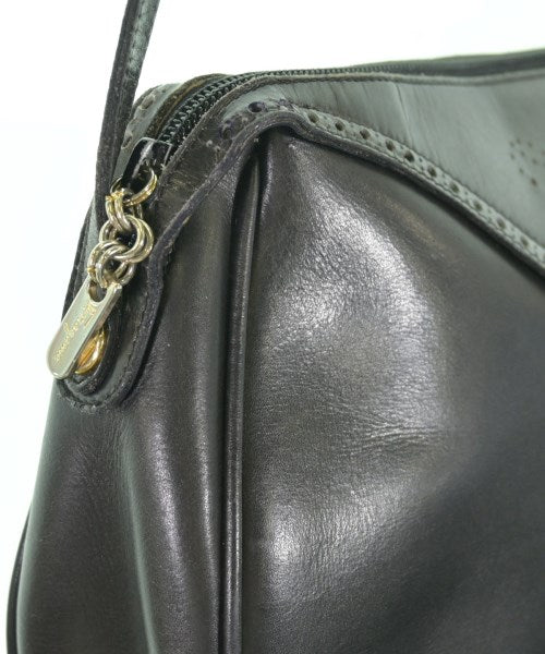 Salvatore Ferragamo กระเป๋าสะพาย