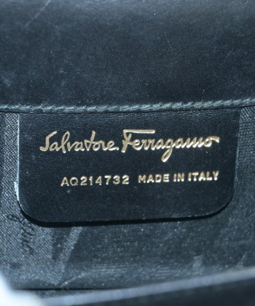 Salvatore Ferragamo กระเป๋าสะพาย