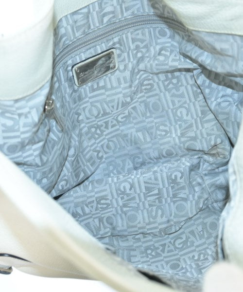 Salvatore Ferragamo กระเป๋าสะพาย