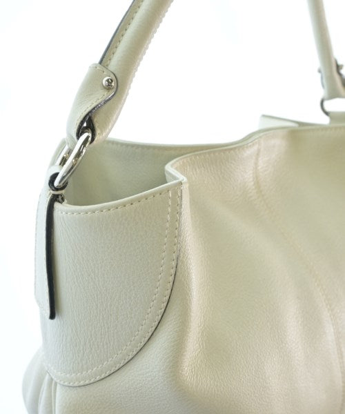 Salvatore Ferragamo กระเป๋าสะพาย