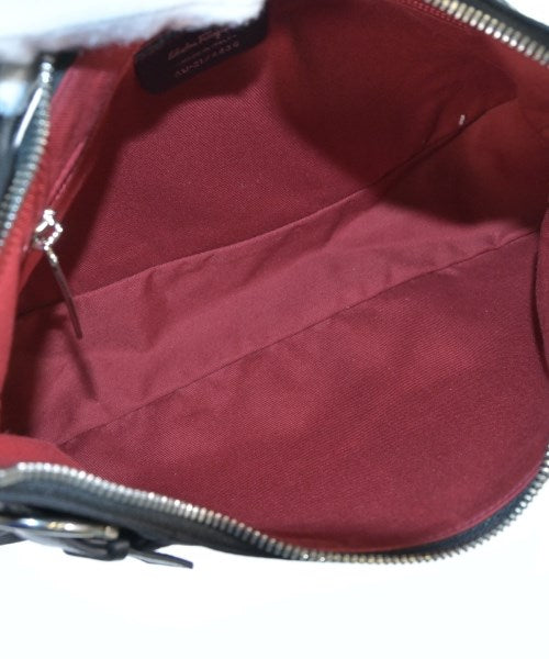 Salvatore Ferragamo กระเป๋าสะพาย