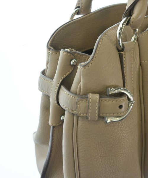 Salvatore Ferragamo กระเป๋าถือ