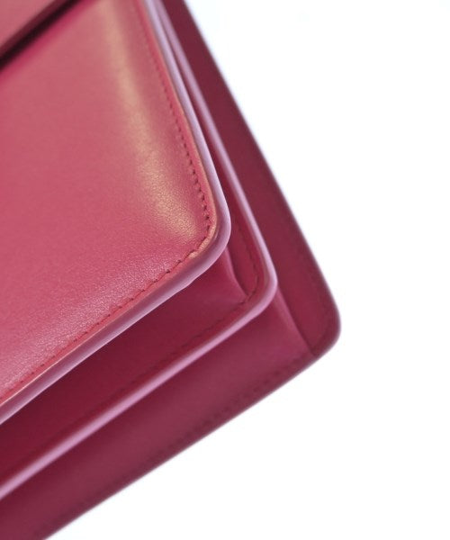 Salvatore Ferragamo กระเป๋าสะพาย