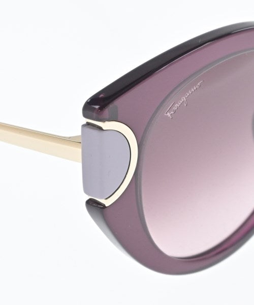 Salvatore Ferragamo แว่นกันแดด